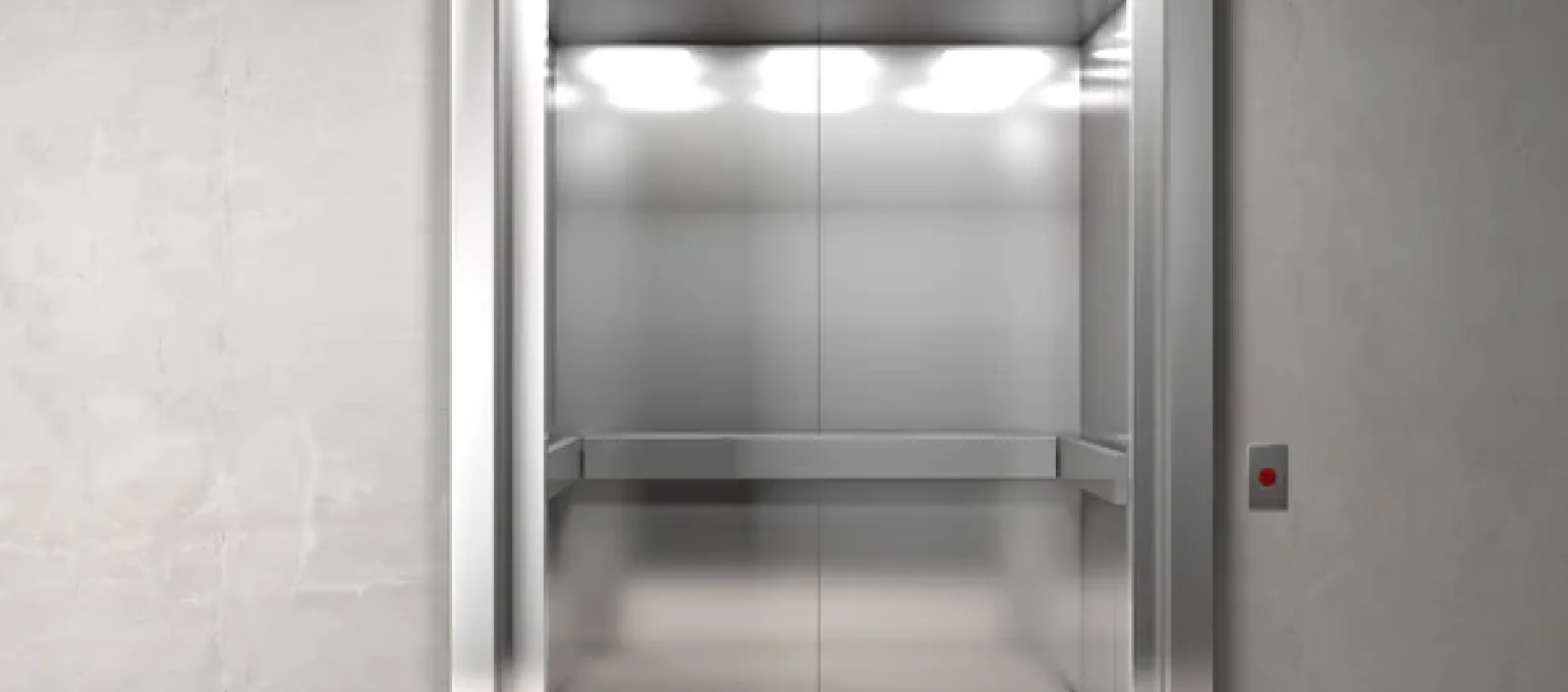 Megújul a Kórház liftje!