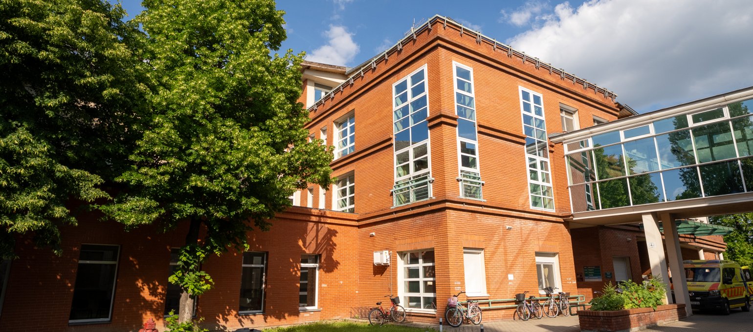 Nem zár be a sebészet, csak megújul! - Jelentős műszaki fejlesztés indul a makói kórház műtőjében